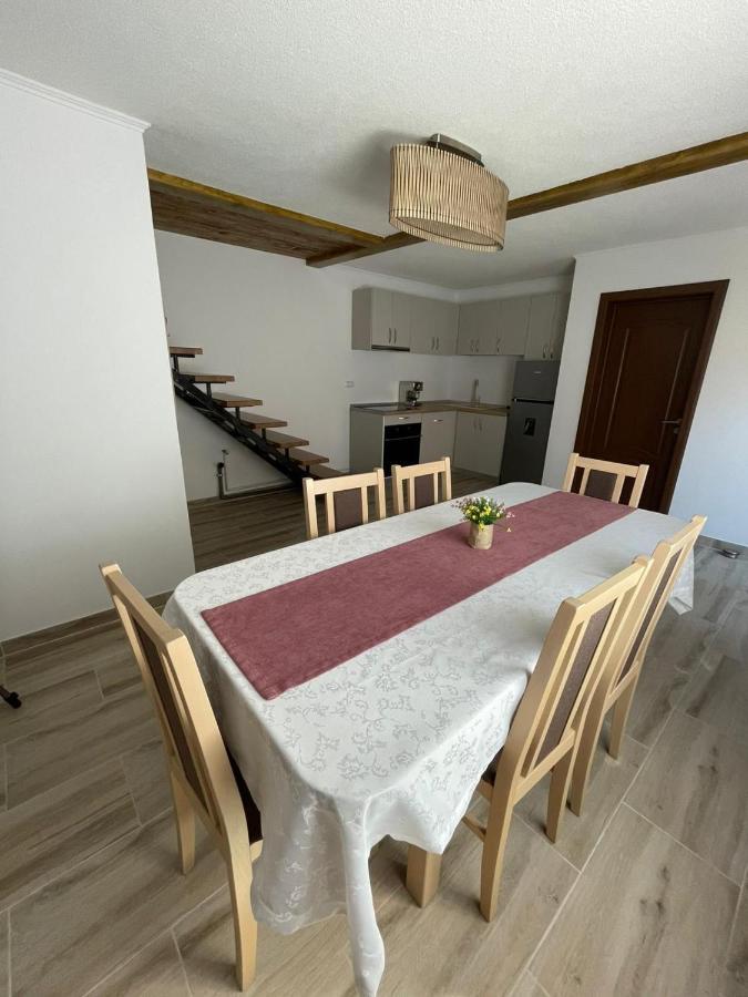 Homestay Casa Zorilor